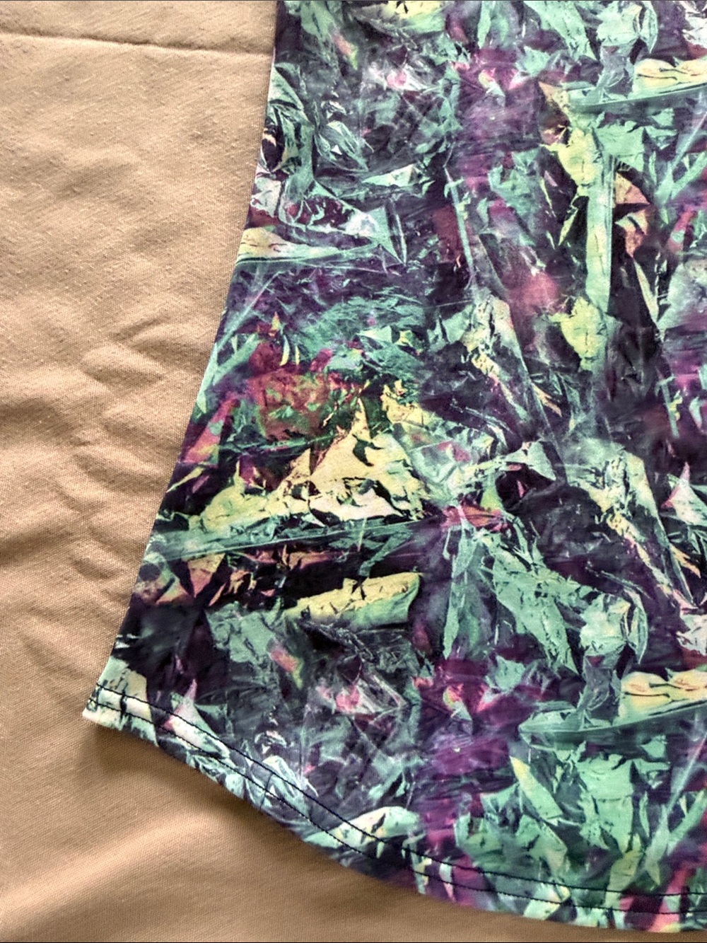 Lululemon Abstract Multi-Color Racerback Tank Top size 2 - Picture 4 of 8